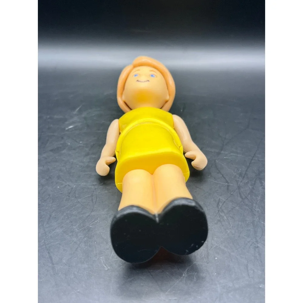 Little Tikes Loving Family Yellow Dress Mom‎ Figure Dollhouse People